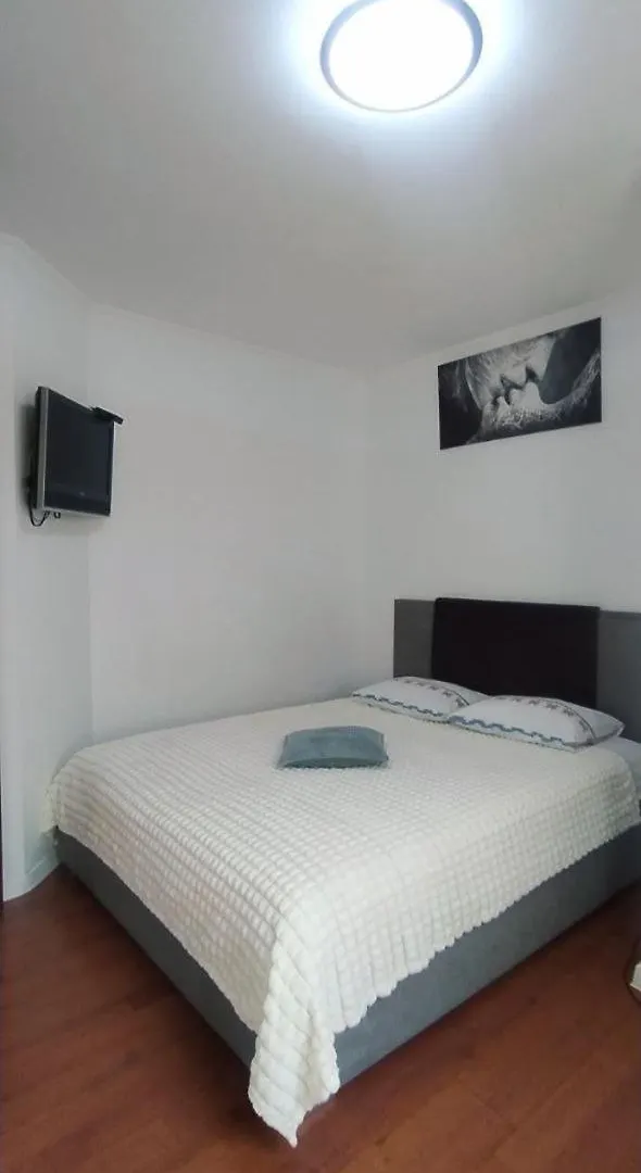 Апартаменты Центр Крещатик Kiev Apartamento