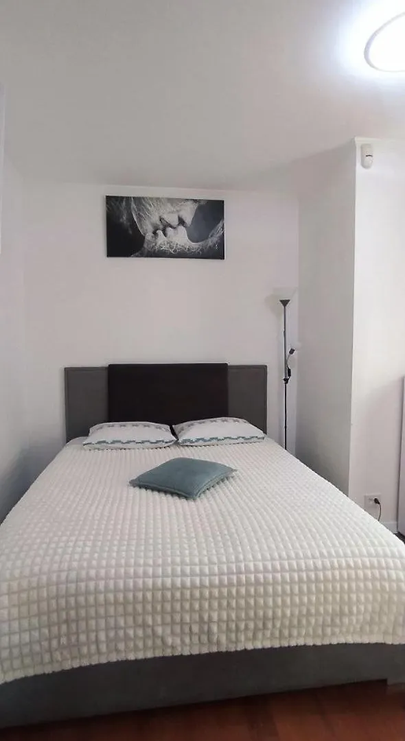 Апартаменты Центр Крещатик Kiev Apartamento